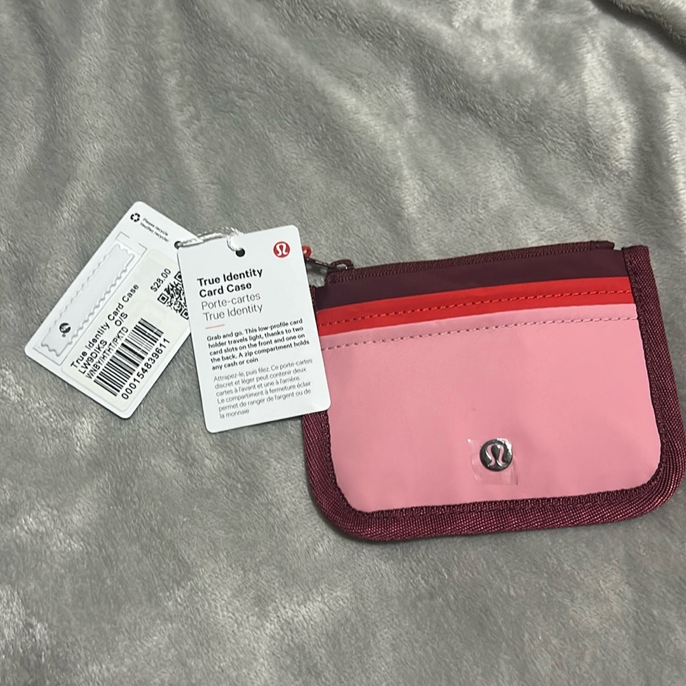Lululemon True Identity card case in pink with burgundy trim BRAND NEW